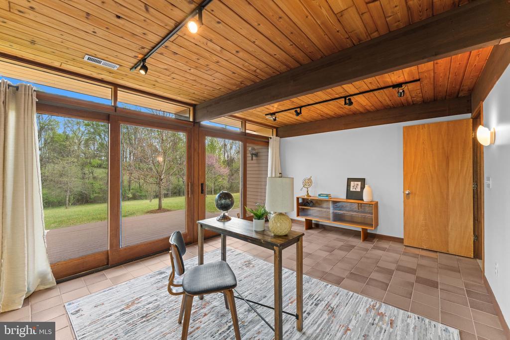 219 TIGER VALLEY RD, WASHINGTON, Virginia, 5 Bedrooms Bedrooms, ,3 BathroomsBathrooms,Residential,219 TIGER VALLEY RD,VARP2002576 MLS # VARP2002576