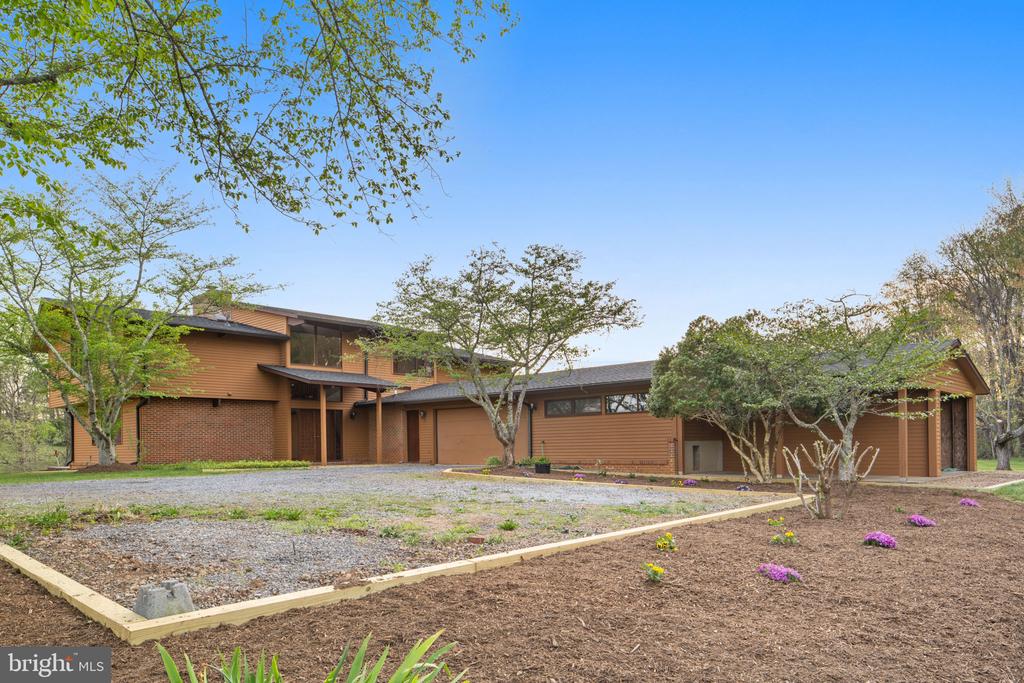 219 TIGER VALLEY RD, WASHINGTON, Virginia, 5 Bedrooms Bedrooms, ,3 BathroomsBathrooms,Residential,219 TIGER VALLEY RD,VARP2002576 MLS # VARP2002576