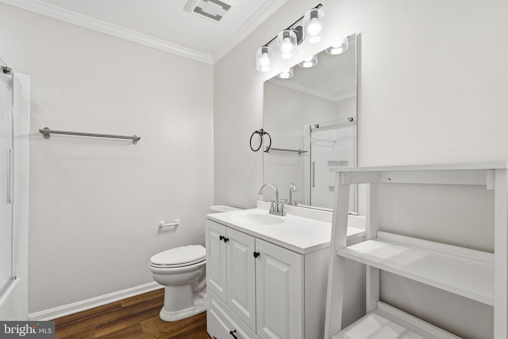 189 FAIRFIELD DR, WARRENTON, Virginia 20186, 2 Bedrooms Bedrooms, ,2 BathroomsBathrooms,Residential,189 FAIRFIELD DR,VAFQ2021576 MLS # VAFQ2021576