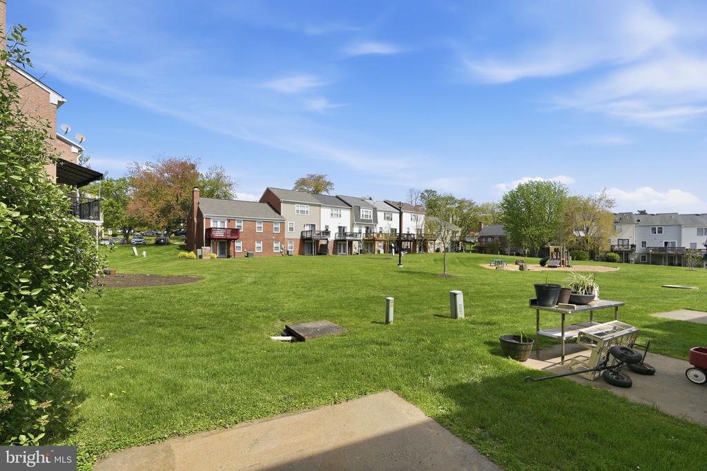 189 FAIRFIELD DR, WARRENTON, Virginia 20186, 2 Bedrooms Bedrooms, ,2 BathroomsBathrooms,Residential,189 FAIRFIELD DR,VAFQ2021576 MLS # VAFQ2021576