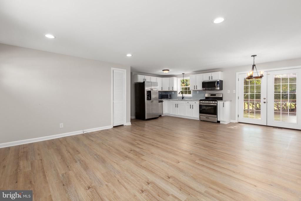 6514 DEERSKIN DR, FREDERICKSBURG, Virginia 22407, 3 Bedrooms Bedrooms, ,1 BathroomBathrooms,Residential,6514 DEERSKIN DR,VASP2040406 MLS # VASP2040406