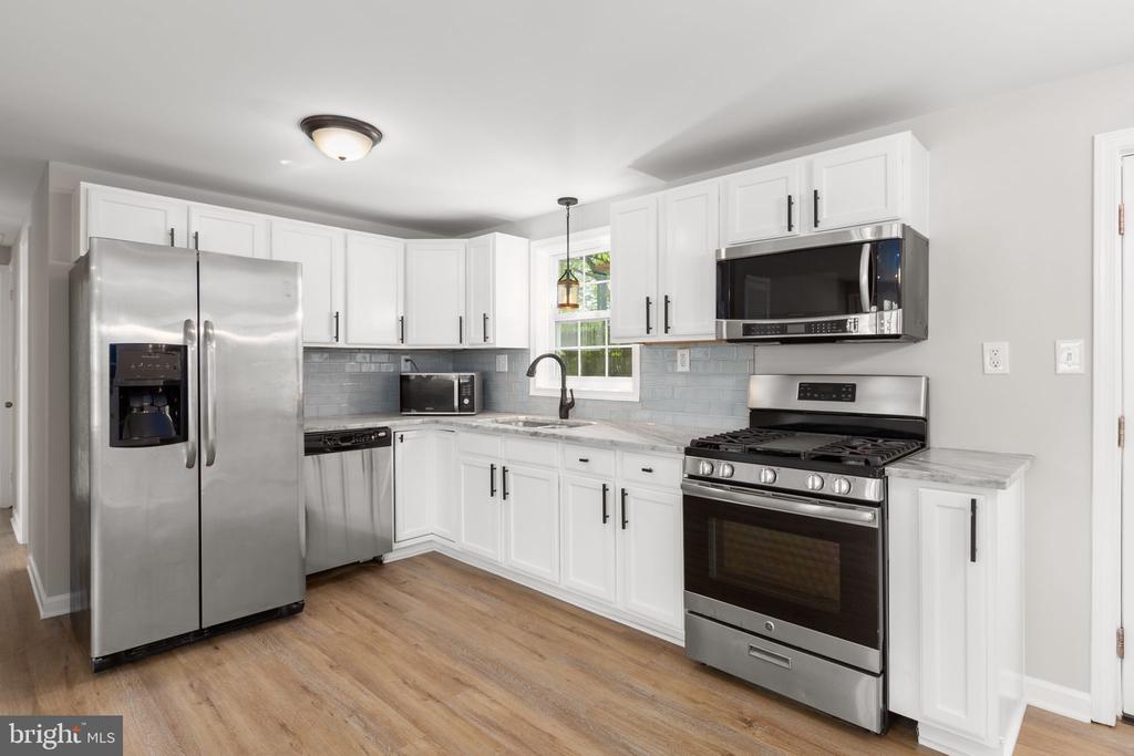 6514 DEERSKIN DR, FREDERICKSBURG, Virginia 22407, 3 Bedrooms Bedrooms, ,1 BathroomBathrooms,Residential,6514 DEERSKIN DR,VASP2040406 MLS # VASP2040406