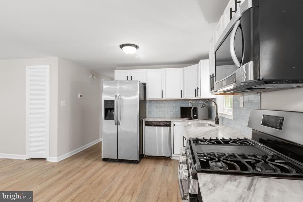 6514 DEERSKIN DR, FREDERICKSBURG, Virginia 22407, 3 Bedrooms Bedrooms, ,1 BathroomBathrooms,Residential,6514 DEERSKIN DR,VASP2040406 MLS # VASP2040406