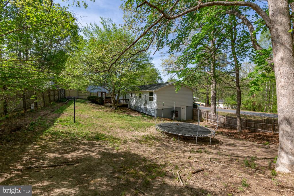 6514 DEERSKIN DR, FREDERICKSBURG, Virginia 22407, 3 Bedrooms Bedrooms, ,1 BathroomBathrooms,Residential,6514 DEERSKIN DR,VASP2040406 MLS # VASP2040406