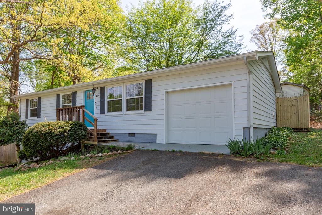 6514 DEERSKIN DR, FREDERICKSBURG, Virginia 22407, 3 Bedrooms Bedrooms, ,1 BathroomBathrooms,Residential,6514 DEERSKIN DR,VASP2040406 MLS # VASP2040406