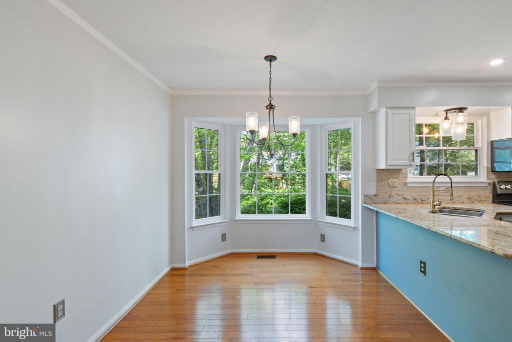 5904 CAMBRIDGE DR, FREDERICKSBURG, Virginia 22407, 4 Bedrooms Bedrooms, ,3 BathroomsBathrooms,Residential,5904 CAMBRIDGE DR,VASP2041032 MLS # VASP2041032