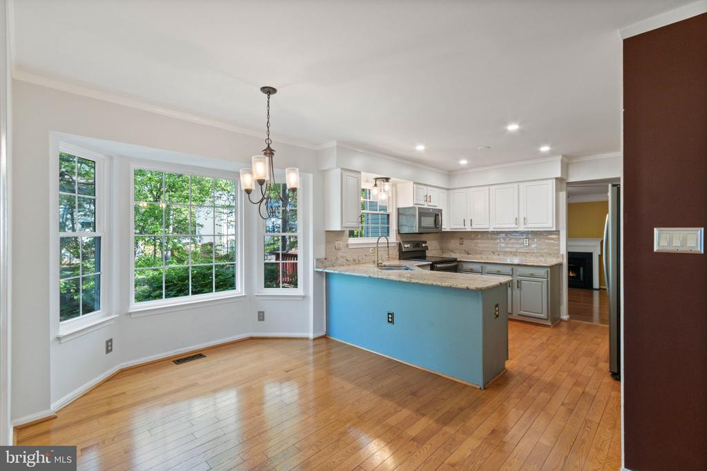 5904 CAMBRIDGE DR, FREDERICKSBURG, Virginia 22407, 4 Bedrooms Bedrooms, ,3 BathroomsBathrooms,Residential,5904 CAMBRIDGE DR,VASP2041032 MLS # VASP2041032