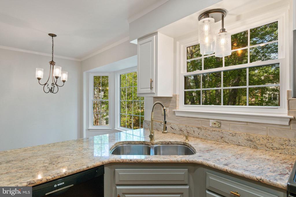 5904 CAMBRIDGE DR, FREDERICKSBURG, Virginia 22407, 4 Bedrooms Bedrooms, ,3 BathroomsBathrooms,Residential,5904 CAMBRIDGE DR,VASP2041032 MLS # VASP2041032