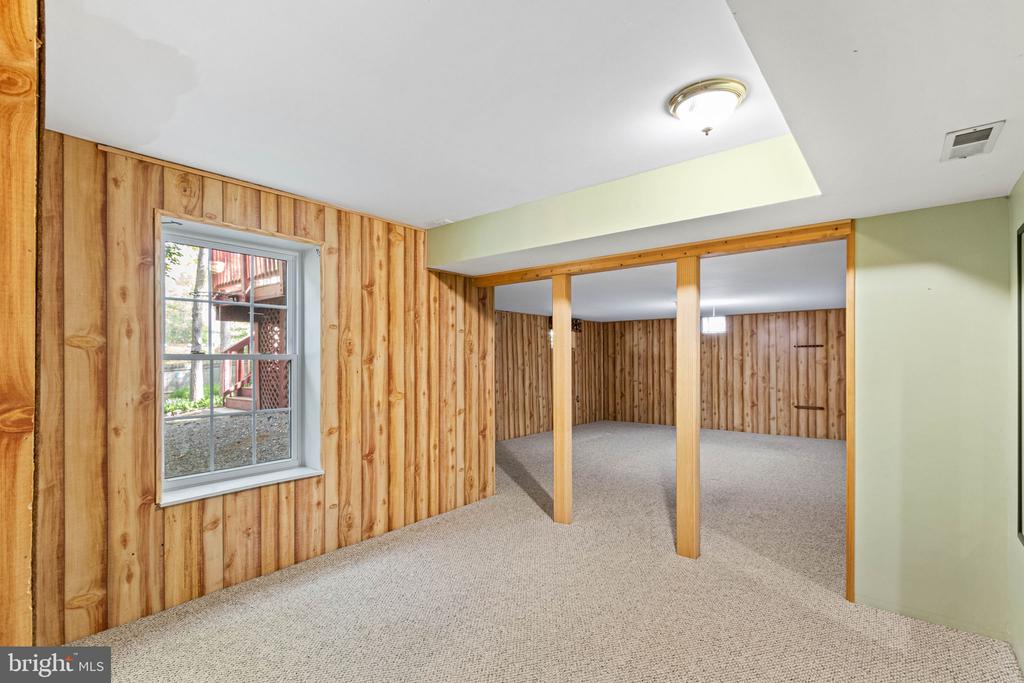 5904 CAMBRIDGE DR, FREDERICKSBURG, Virginia 22407, 4 Bedrooms Bedrooms, ,3 BathroomsBathrooms,Residential,5904 CAMBRIDGE DR,VASP2041032 MLS # VASP2041032