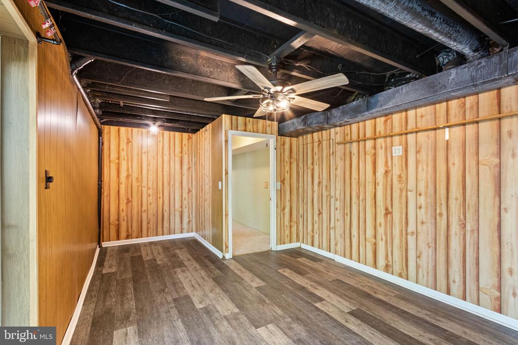 5904 CAMBRIDGE DR, FREDERICKSBURG, Virginia 22407, 4 Bedrooms Bedrooms, ,3 BathroomsBathrooms,Residential,5904 CAMBRIDGE DR,VASP2041032 MLS # VASP2041032