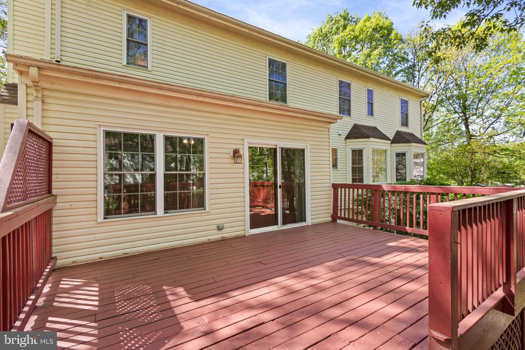 5904 CAMBRIDGE DR, FREDERICKSBURG, Virginia 22407, 4 Bedrooms Bedrooms, ,3 BathroomsBathrooms,Residential,5904 CAMBRIDGE DR,VASP2041032 MLS # VASP2041032