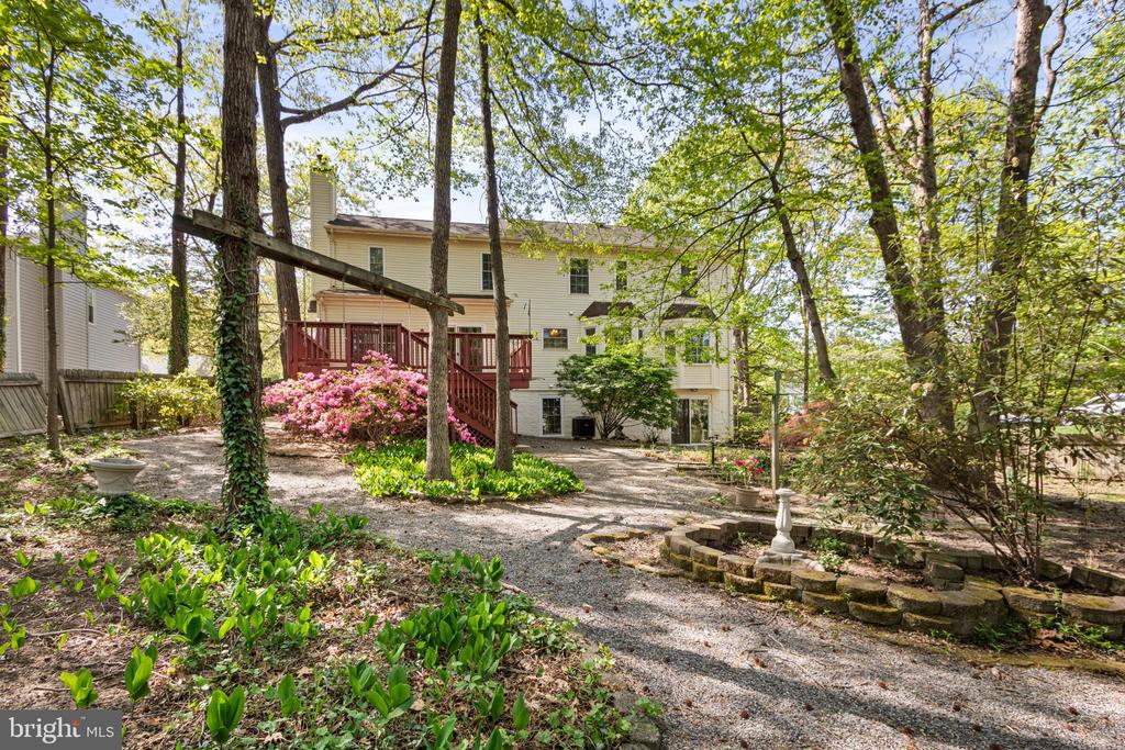 5904 CAMBRIDGE DR, FREDERICKSBURG, Virginia 22407, 4 Bedrooms Bedrooms, ,3 BathroomsBathrooms,Residential,5904 CAMBRIDGE DR,VASP2041032 MLS # VASP2041032