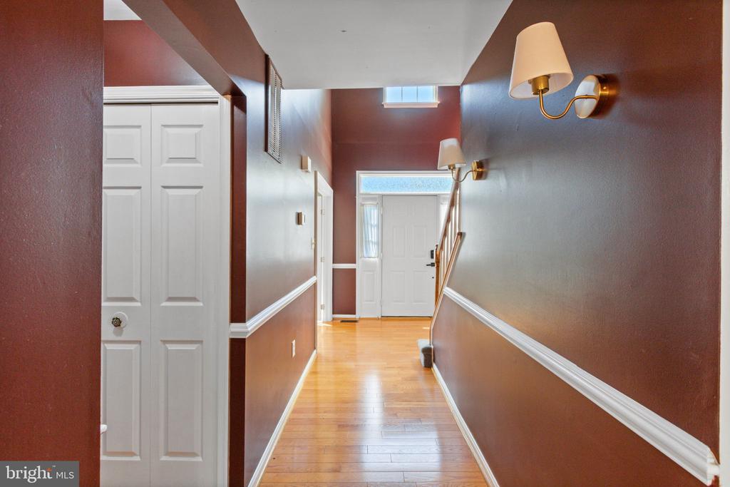 5904 CAMBRIDGE DR, FREDERICKSBURG, Virginia 22407, 4 Bedrooms Bedrooms, ,3 BathroomsBathrooms,Residential,5904 CAMBRIDGE DR,VASP2041032 MLS # VASP2041032