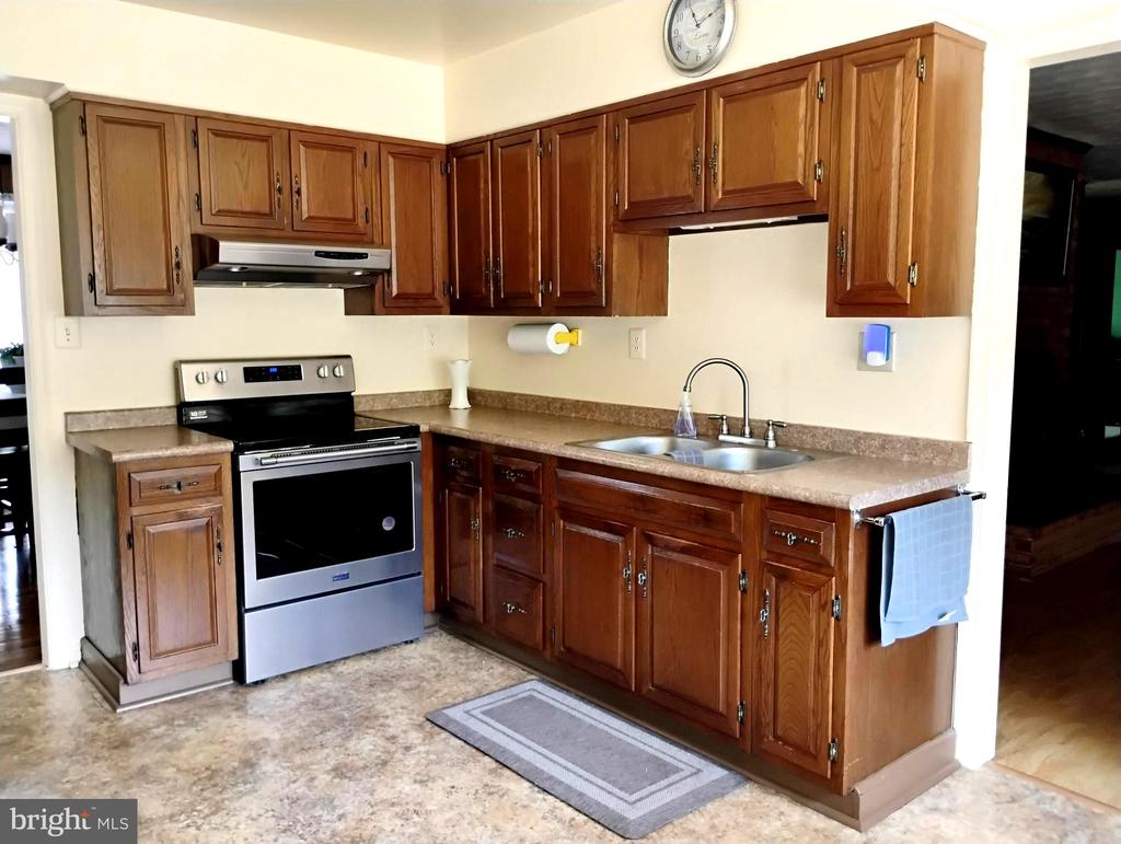 12266 ELK RUN CHURCH RD, MIDLAND, Virginia, 3 Bedrooms Bedrooms, ,2 BathroomsBathrooms,Residential,12266 ELK RUN CHURCH RD,VAFQ2021554 MLS # VAFQ2021554