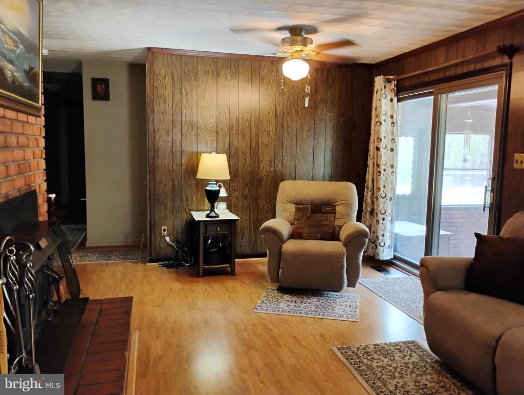 12266 ELK RUN CHURCH RD, MIDLAND, Virginia, 3 Bedrooms Bedrooms, ,2 BathroomsBathrooms,Residential,12266 ELK RUN CHURCH RD,VAFQ2021554 MLS # VAFQ2021554