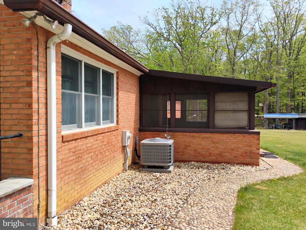 12266 ELK RUN CHURCH RD, MIDLAND, Virginia, 3 Bedrooms Bedrooms, ,2 BathroomsBathrooms,Residential,12266 ELK RUN CHURCH RD,VAFQ2021554 MLS # VAFQ2021554