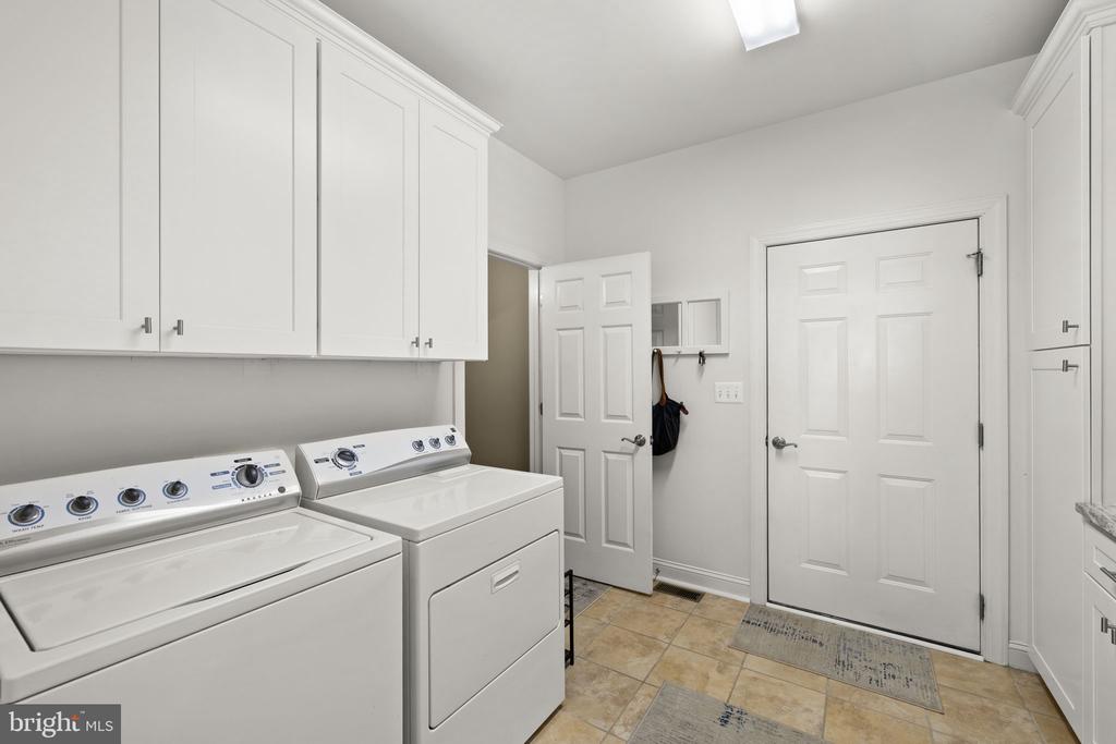 6808 JOHN TAYLOR LN, ORANGE, Virginia 22960, 5 Bedrooms Bedrooms, ,3 BathroomsBathrooms,Residential,6808 JOHN TAYLOR LN,VASP2040218 MLS # VASP2040218