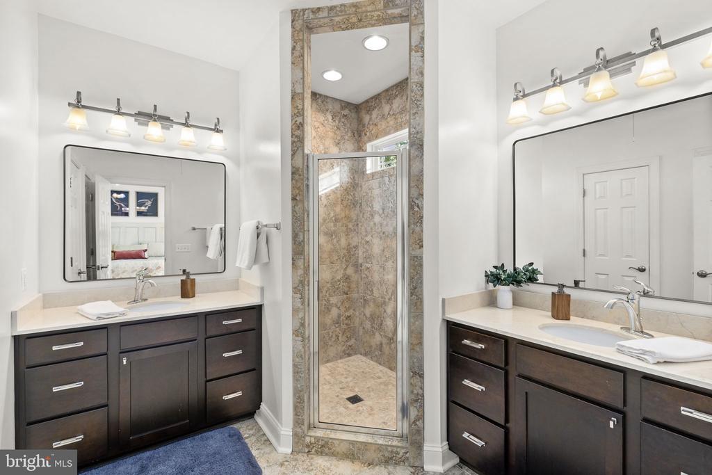 6808 JOHN TAYLOR LN, ORANGE, Virginia 22960, 5 Bedrooms Bedrooms, ,3 BathroomsBathrooms,Residential,6808 JOHN TAYLOR LN,VASP2040218 MLS # VASP2040218