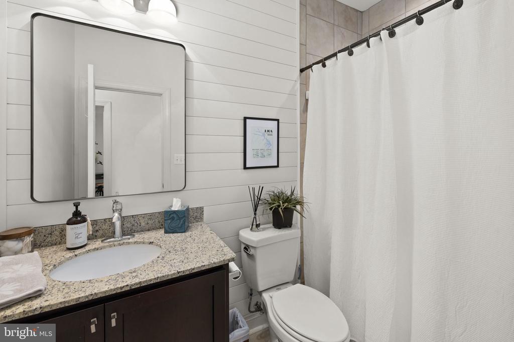 6808 JOHN TAYLOR LN, ORANGE, Virginia 22960, 5 Bedrooms Bedrooms, ,3 BathroomsBathrooms,Residential,6808 JOHN TAYLOR LN,VASP2040218 MLS # VASP2040218