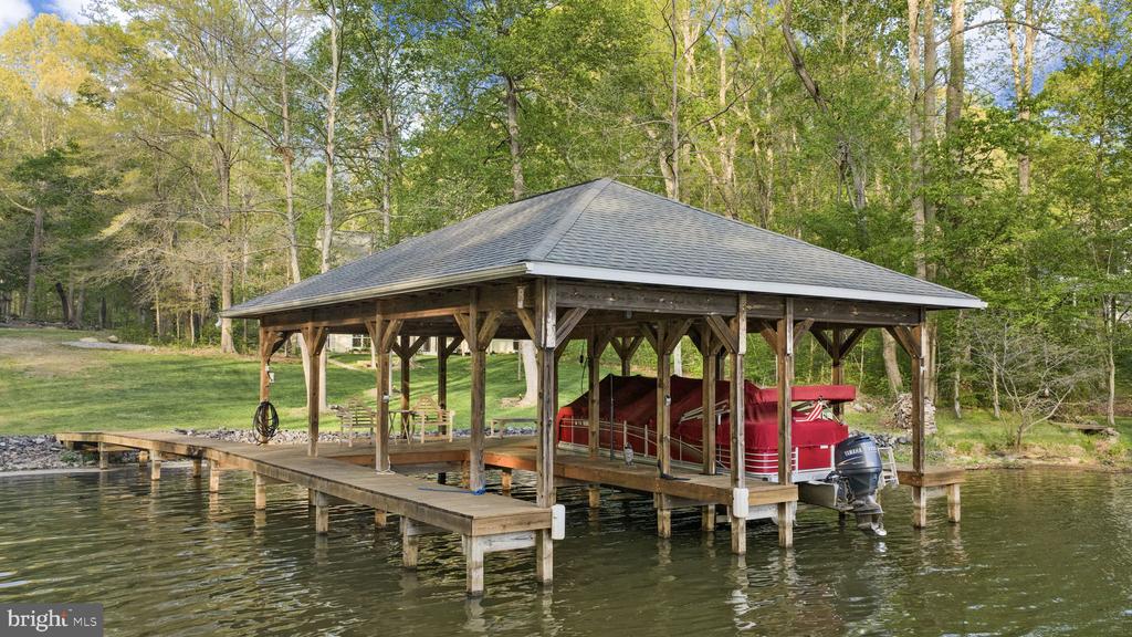 6808 JOHN TAYLOR LN, ORANGE, Virginia 22960, 5 Bedrooms Bedrooms, ,3 BathroomsBathrooms,Residential,6808 JOHN TAYLOR LN,VASP2040218 MLS # VASP2040218