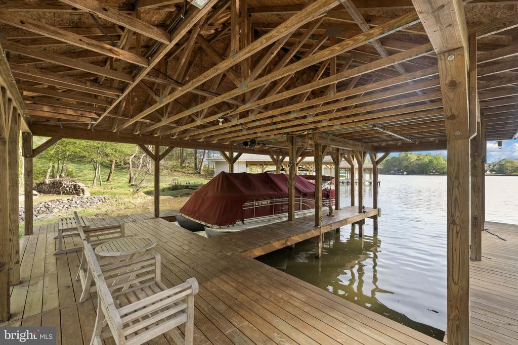 6808 JOHN TAYLOR LN, ORANGE, Virginia 22960, 5 Bedrooms Bedrooms, ,3 BathroomsBathrooms,Residential,6808 JOHN TAYLOR LN,VASP2040218 MLS # VASP2040218