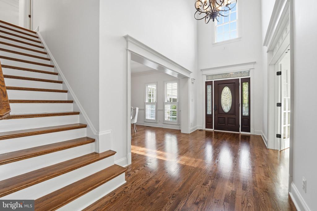 10916 CHATHAM RIDGE WAY, SPOTSYLVANIA, Virginia 22551, 5 Bedrooms Bedrooms, ,4 BathroomsBathrooms,Residential,10916 CHATHAM RIDGE WAY,VASP2040954 MLS # VASP2040954