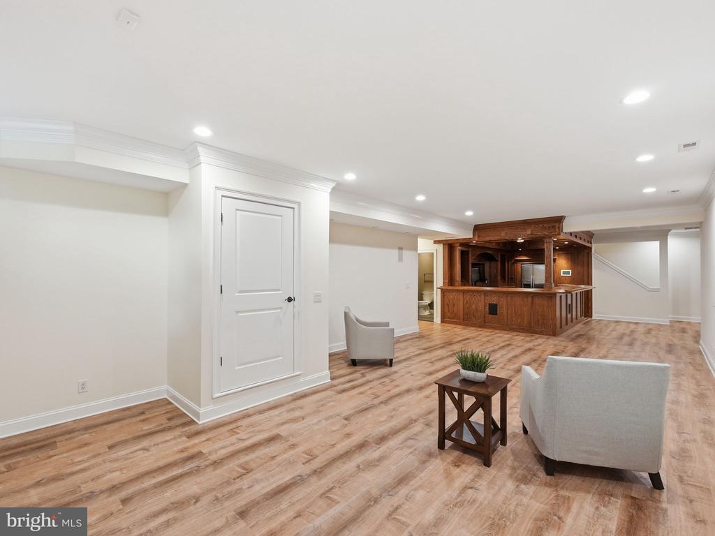 10916 CHATHAM RIDGE WAY, SPOTSYLVANIA, Virginia 22551, 5 Bedrooms Bedrooms, ,4 BathroomsBathrooms,Residential,10916 CHATHAM RIDGE WAY,VASP2040954 MLS # VASP2040954