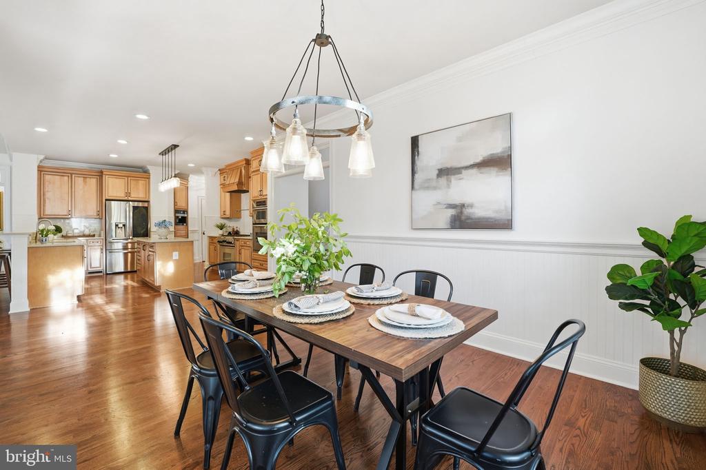 10916 CHATHAM RIDGE WAY, SPOTSYLVANIA, Virginia 22551, 5 Bedrooms Bedrooms, ,4 BathroomsBathrooms,Residential,10916 CHATHAM RIDGE WAY,VASP2040954 MLS # VASP2040954