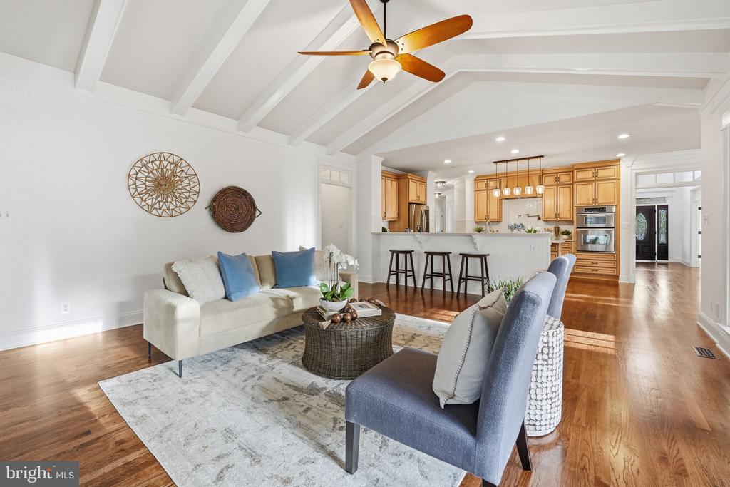 10916 CHATHAM RIDGE WAY, SPOTSYLVANIA, Virginia 22551, 5 Bedrooms Bedrooms, ,4 BathroomsBathrooms,Residential,10916 CHATHAM RIDGE WAY,VASP2040954 MLS # VASP2040954