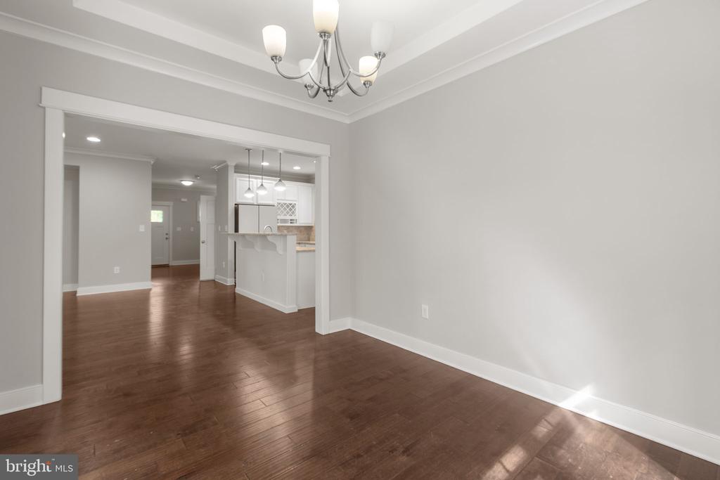 2518 REGENCY DR, FREDERICKSBURG, Virginia 22408, 4 Bedrooms Bedrooms, ,2 BathroomsBathrooms,Residential,2518 REGENCY DR,VASP2040568 MLS # VASP2040568