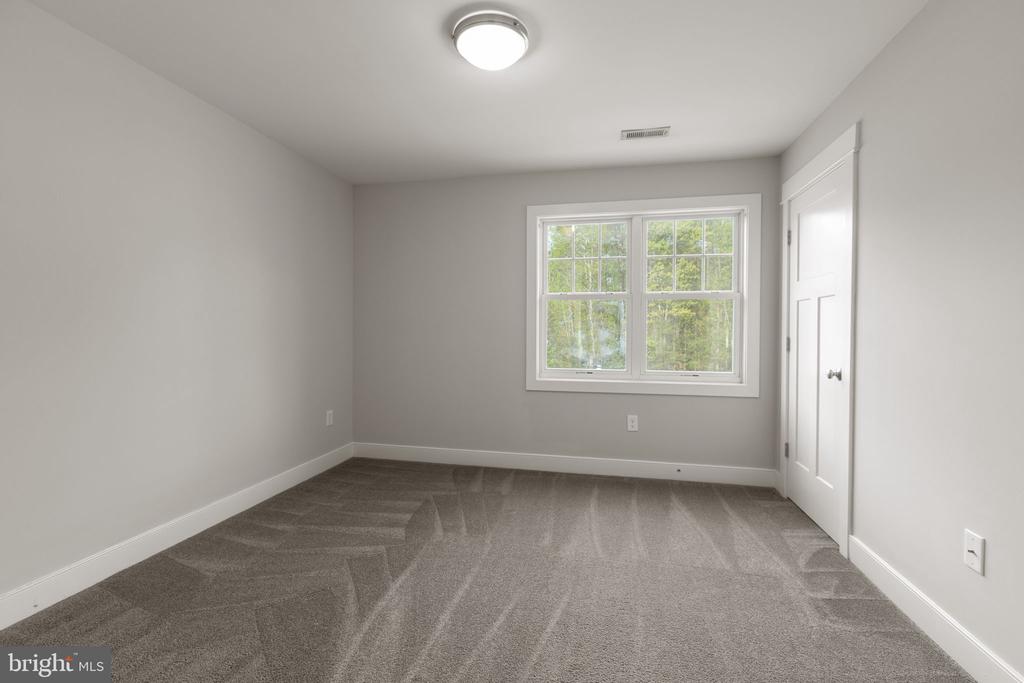 2518 REGENCY DR, FREDERICKSBURG, Virginia 22408, 4 Bedrooms Bedrooms, ,2 BathroomsBathrooms,Residential,2518 REGENCY DR,VASP2040568 MLS # VASP2040568