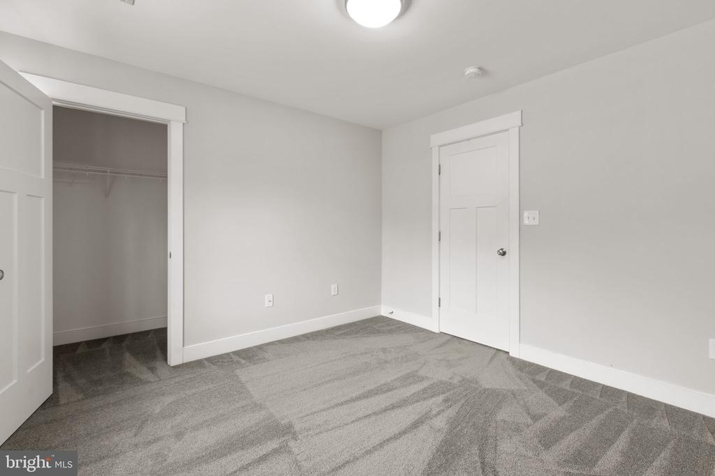 2518 REGENCY DR, FREDERICKSBURG, Virginia 22408, 4 Bedrooms Bedrooms, ,2 BathroomsBathrooms,Residential,2518 REGENCY DR,VASP2040568 MLS # VASP2040568