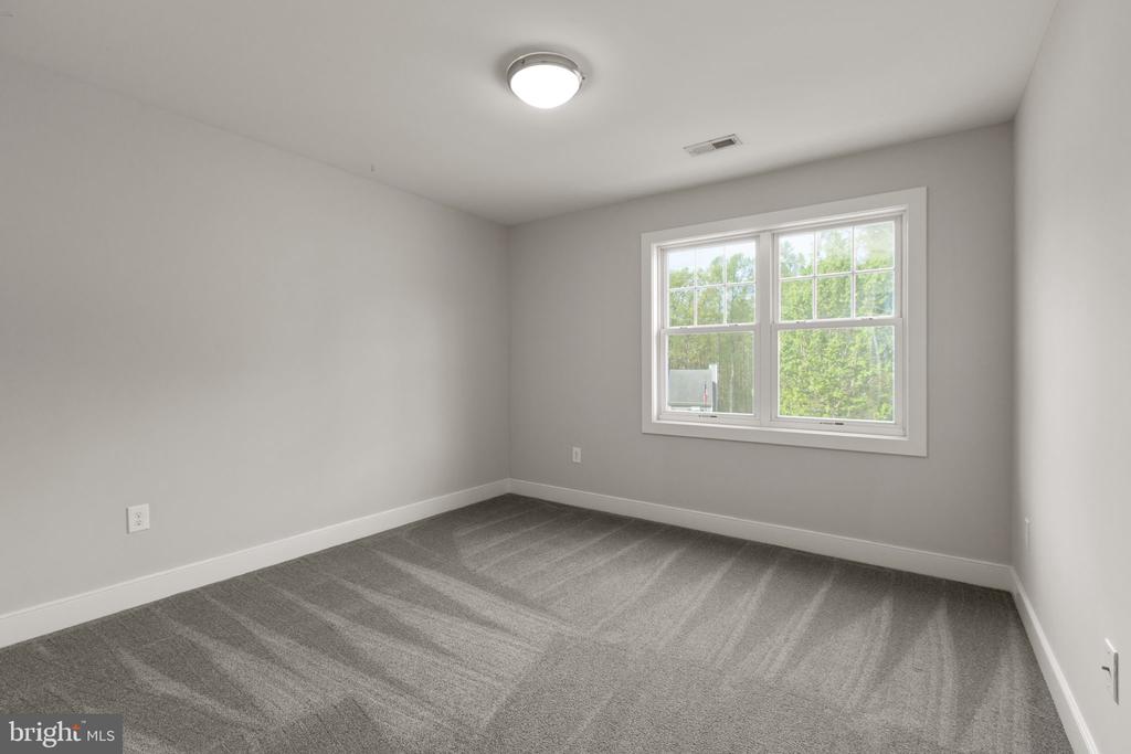 2518 REGENCY DR, FREDERICKSBURG, Virginia 22408, 4 Bedrooms Bedrooms, ,2 BathroomsBathrooms,Residential,2518 REGENCY DR,VASP2040568 MLS # VASP2040568