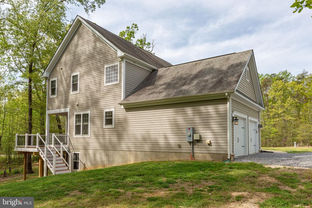 2518 REGENCY DR, FREDERICKSBURG, Virginia 22408, 4 Bedrooms Bedrooms, ,2 BathroomsBathrooms,Residential,2518 REGENCY DR,VASP2040568 MLS # VASP2040568