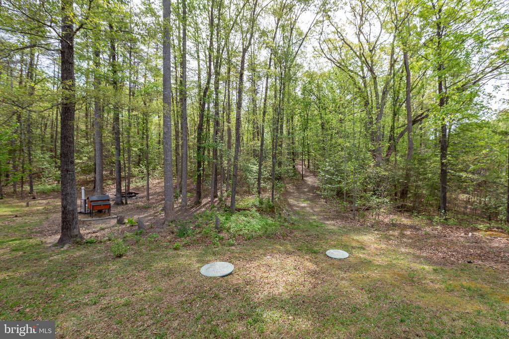 2518 REGENCY DR, FREDERICKSBURG, Virginia 22408, 4 Bedrooms Bedrooms, ,2 BathroomsBathrooms,Residential,2518 REGENCY DR,VASP2040568 MLS # VASP2040568