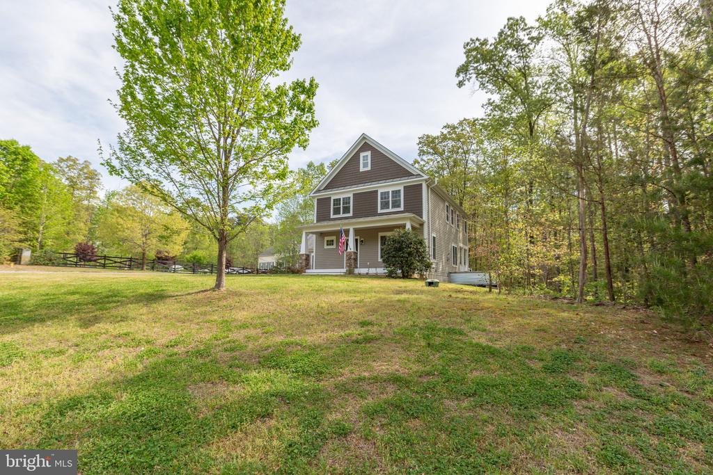 2518 REGENCY DR, FREDERICKSBURG, Virginia 22408, 4 Bedrooms Bedrooms, ,2 BathroomsBathrooms,Residential,2518 REGENCY DR,VASP2040568 MLS # VASP2040568