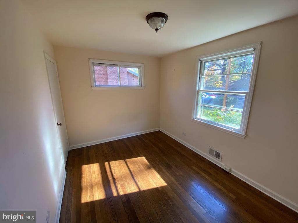 2308 CRESTMONT AVE, CHARLOTTESVILLE, Virginia 22903, 4 Bedrooms Bedrooms, ,2 BathroomsBathrooms,Residential,2308 CRESTMONT AVE,VACO2000226 MLS # VACO2000226