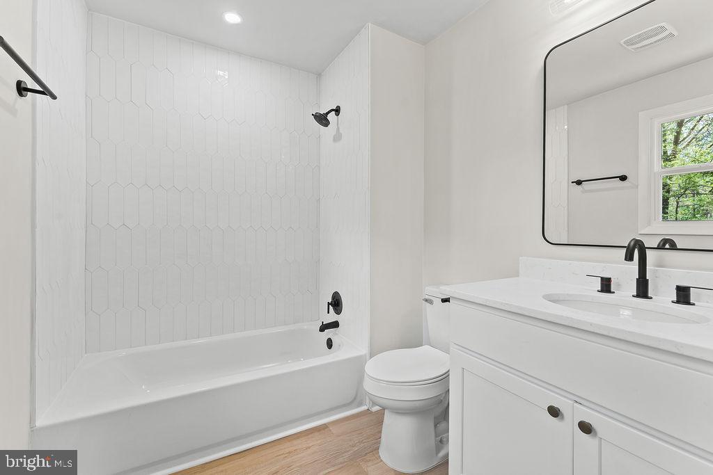 28494 EDDINGS RD, RHOADESVILLE, Virginia 22542, 3 Bedrooms Bedrooms, ,2 BathroomsBathrooms,Residential,28494 EDDINGS RD,VAOR2013878 MLS # VAOR2013878