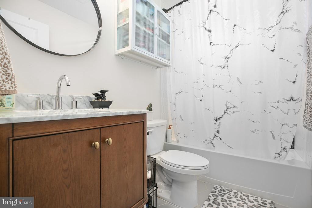 24646 LANDS END DR, ORANGE, Virginia 22960, 5 Bedrooms Bedrooms, ,3 BathroomsBathrooms,Residential,24646 LANDS END DR,VAOR2013870 MLS # VAOR2013870