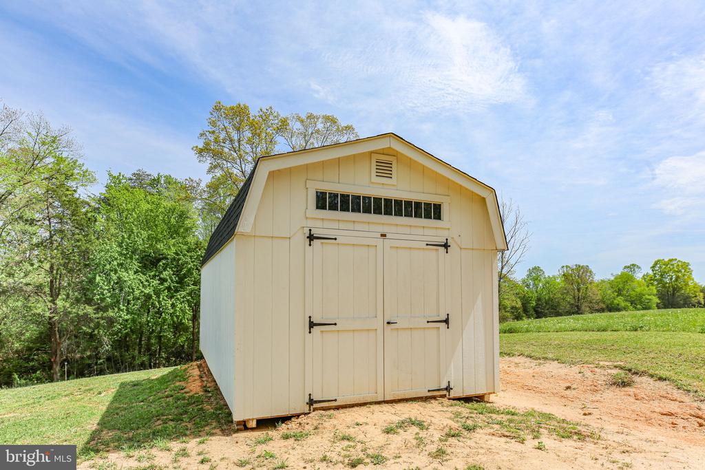 24646 LANDS END DR, ORANGE, Virginia 22960, 5 Bedrooms Bedrooms, ,3 BathroomsBathrooms,Residential,24646 LANDS END DR,VAOR2013870 MLS # VAOR2013870