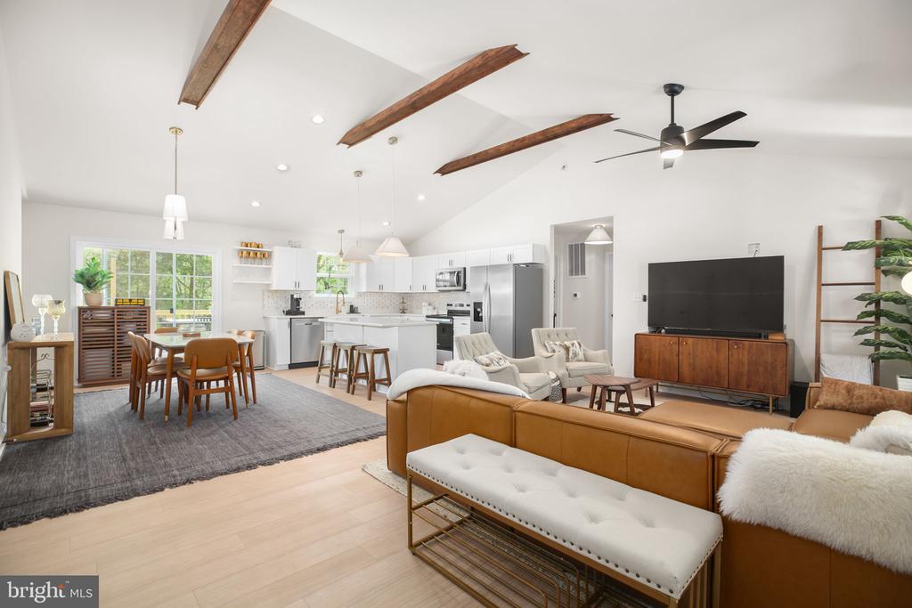 24646 LANDS END DR, ORANGE, Virginia 22960, 5 Bedrooms Bedrooms, ,3 BathroomsBathrooms,Residential,24646 LANDS END DR,VAOR2013870 MLS # VAOR2013870