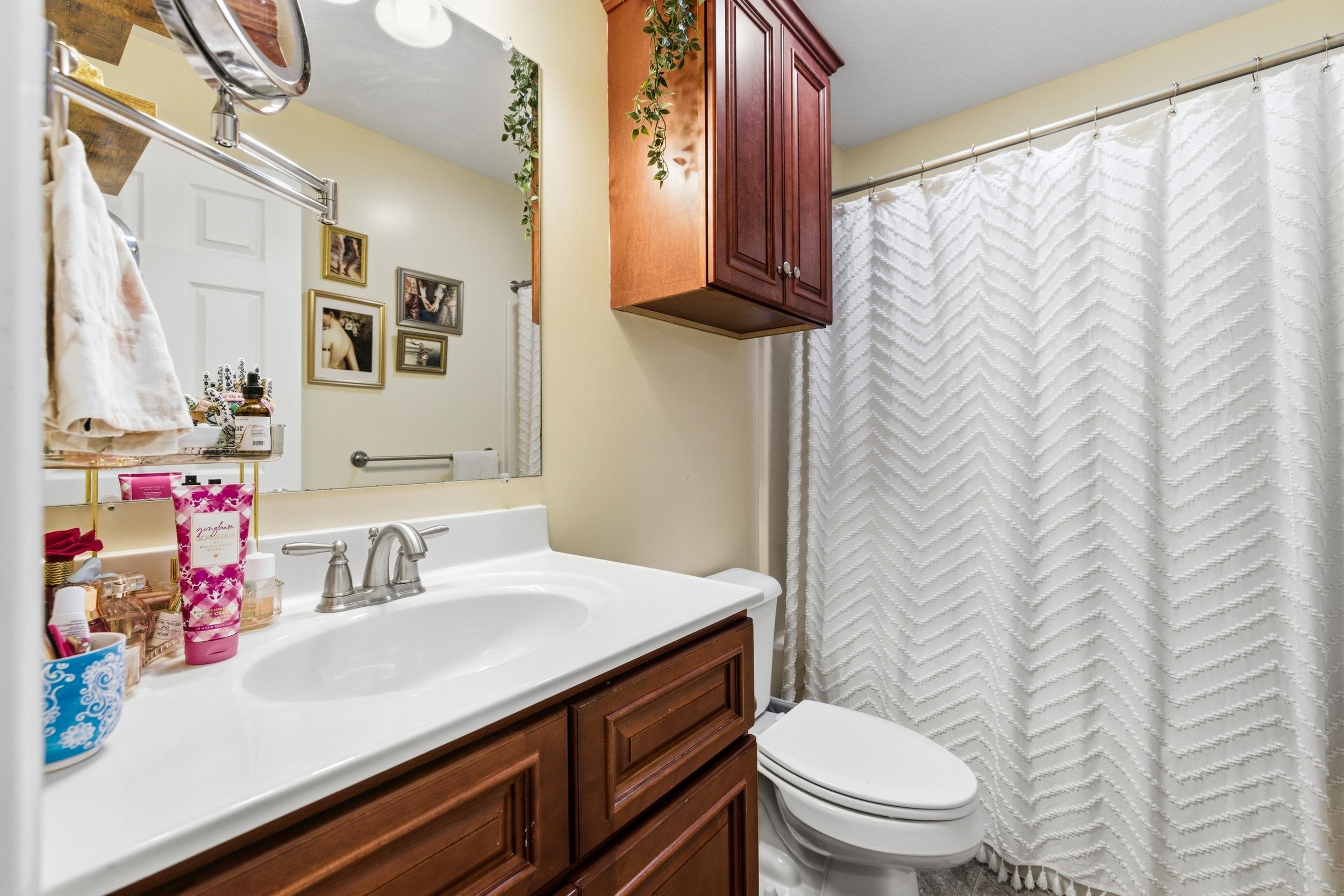 1430 MANDOLIN AVE, GROTTOES, Virginia 24441, 4 Bedrooms Bedrooms, ,3 BathroomsBathrooms,Residential,1430 Mandolin Ave, Grottoes, VA 24441,1430 MANDOLIN AVE,673508 MLS # 673508