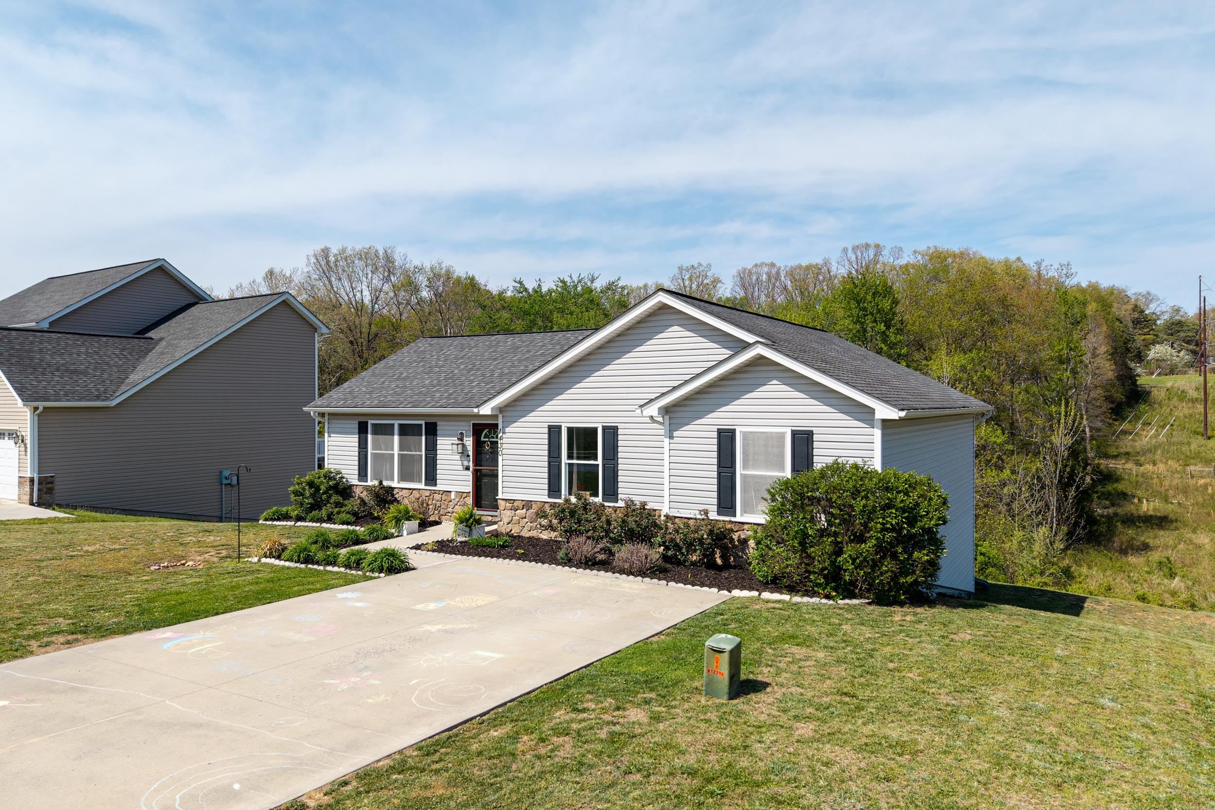 1430 MANDOLIN AVE, GROTTOES, Virginia 24441, 4 Bedrooms Bedrooms, ,3 BathroomsBathrooms,Residential,1430 Mandolin Ave, Grottoes, VA 24441,1430 MANDOLIN AVE,673508 MLS # 673508