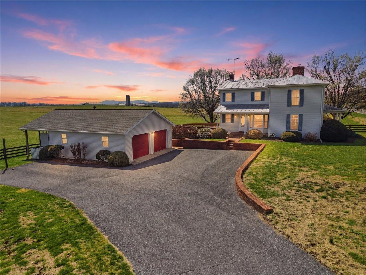 3005 LEE HWY, MOUNT SIDNEY, Virginia 24467, 3 Bedrooms Bedrooms, ,2 BathroomsBathrooms,Residential,3005 LEE HWY,674758 MLS # 674758