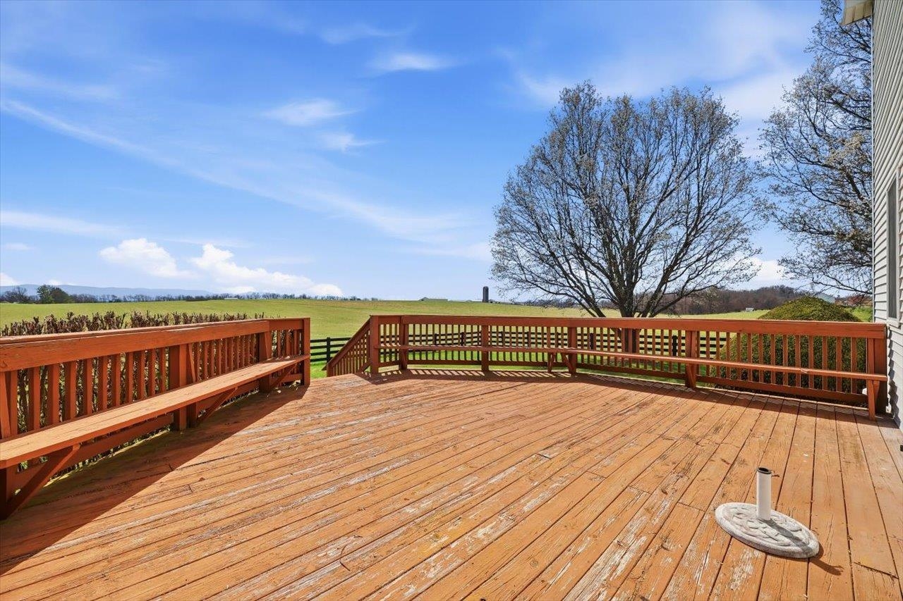 3005 LEE HWY, MOUNT SIDNEY, Virginia 24467, 3 Bedrooms Bedrooms, ,2 BathroomsBathrooms,Residential,3005 LEE HWY,674758 MLS # 674758