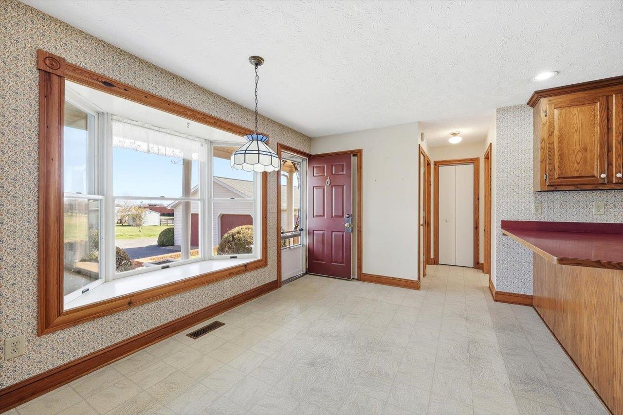 3005 LEE HWY, MOUNT SIDNEY, Virginia 24467, 3 Bedrooms Bedrooms, ,2 BathroomsBathrooms,Residential,3005 LEE HWY,674758 MLS # 674758