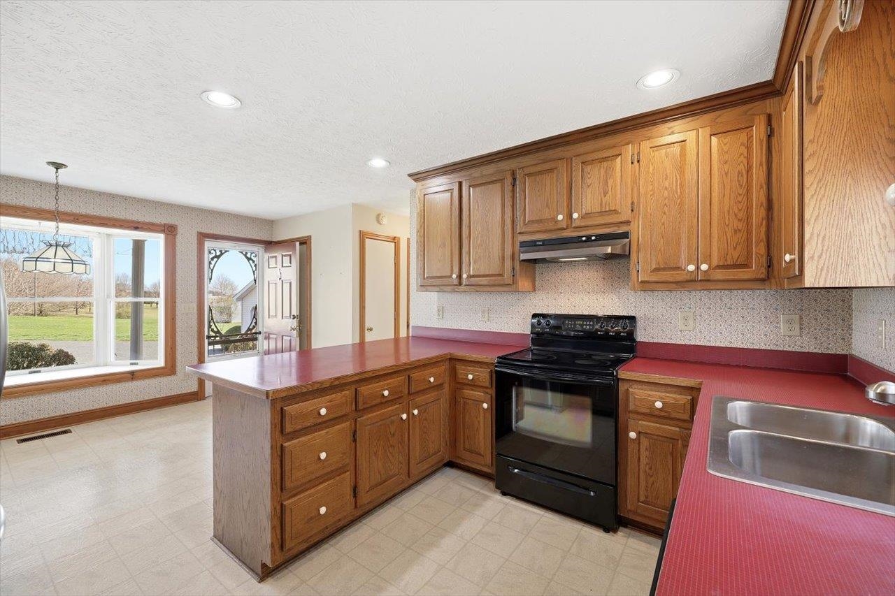 3005 LEE HWY, MOUNT SIDNEY, Virginia 24467, 3 Bedrooms Bedrooms, ,2 BathroomsBathrooms,Residential,3005 LEE HWY,674758 MLS # 674758