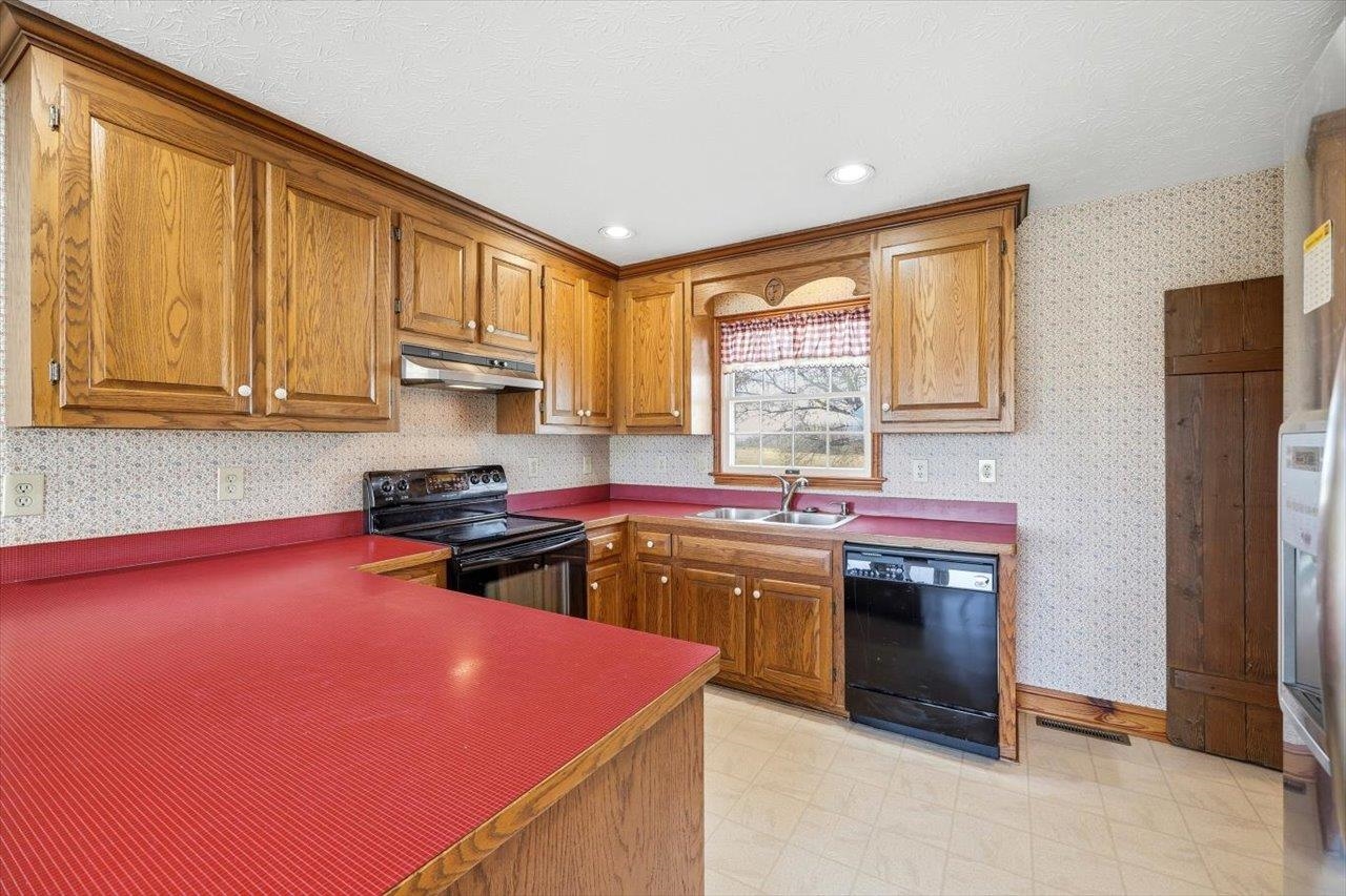 3005 LEE HWY, MOUNT SIDNEY, Virginia 24467, 3 Bedrooms Bedrooms, ,2 BathroomsBathrooms,Residential,3005 LEE HWY,674758 MLS # 674758