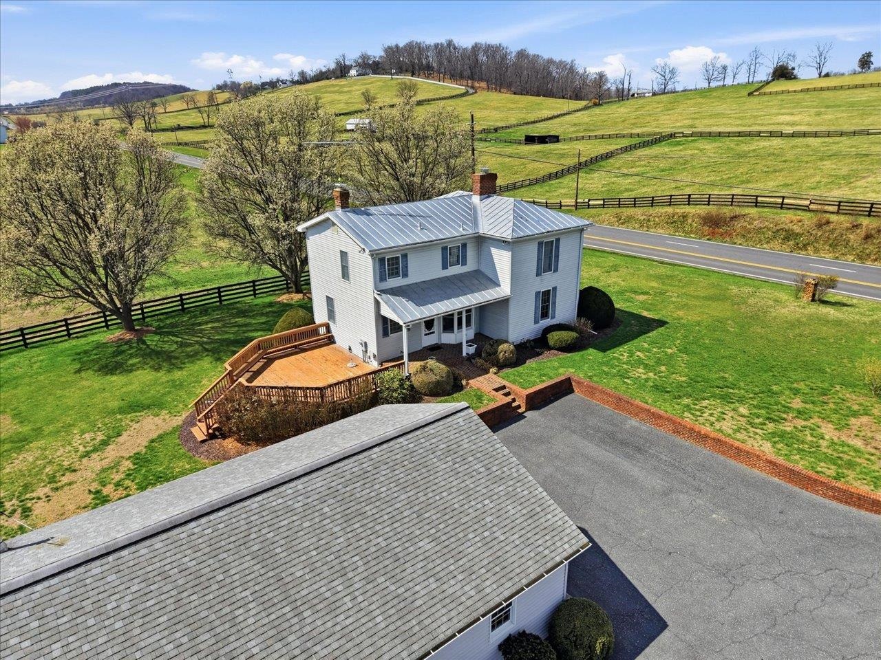 3005 LEE HWY, MOUNT SIDNEY, Virginia 24467, 3 Bedrooms Bedrooms, ,2 BathroomsBathrooms,Residential,3005 LEE HWY,674758 MLS # 674758