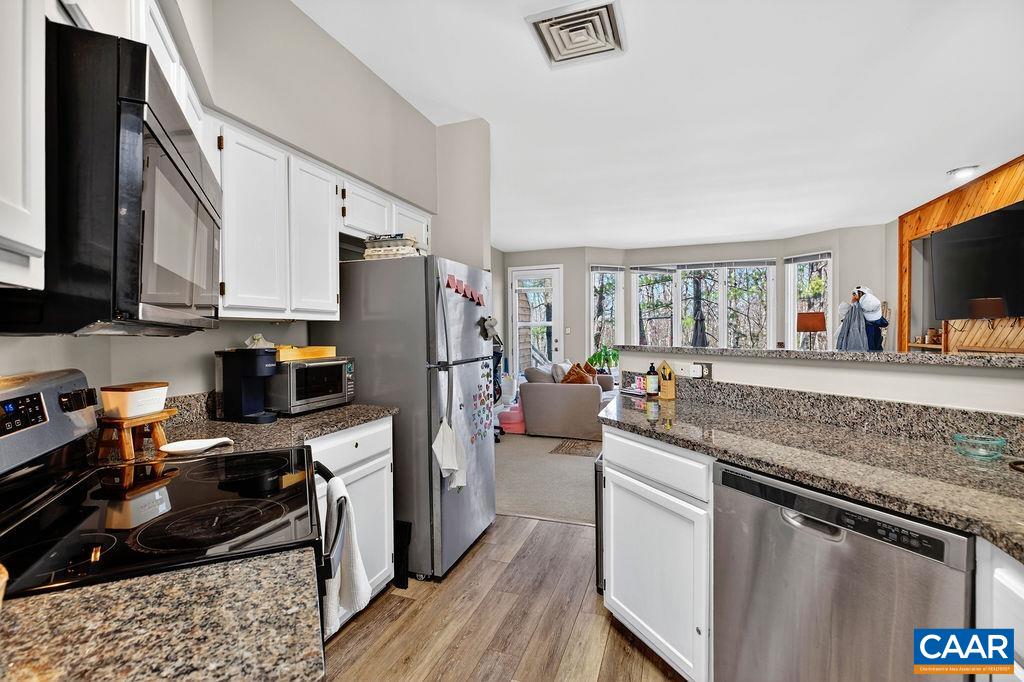 24 TRILLIUM CLOSE, WINTERGREEN RESORT, Virginia 22967, 4 Bedrooms Bedrooms, ,3 BathroomsBathrooms,Residential,24 TRILLIUM CLOSE,675784 MLS # 675784